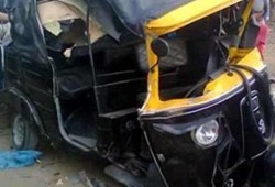 مصرع سيدة وإصابة 3 آخرين فى حادث سير بالدقهلية