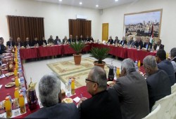 "حماس" تطلع الفصائل على فحوى زيارة وفدها للقاهرة والدوحة