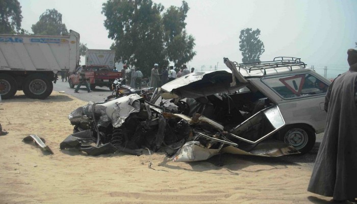 مصرع 6 وإصابة 11 في حادث تصادم بكفر الشيخ