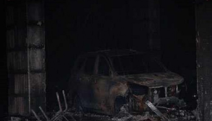 مصرع شخص وإصابة 8 آخرين وتفحم 8 سيارات في حريق بالمريوطية