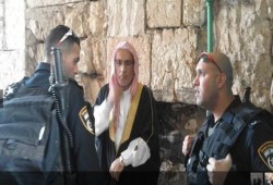 الاحتلال يفرج عن خطيب الأقصى محمد سليم بعد اعتقاله
