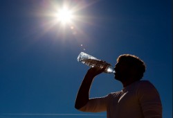 خبراء الأرصاد: غًدا طقس شديد الحرارة