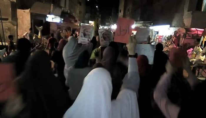 مسيرة ليلية لثوار العوايد بالإسكندرية  رفضا للقمع والظلم التى يمارسه الانقلاب