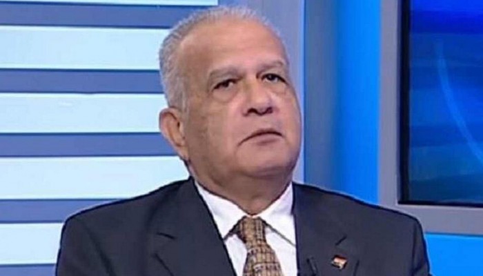 حازم حسني للنقلابيين : "لو مش قادرين على الشيلة سيبوها"