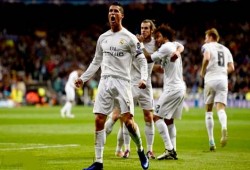 بالفيديو.. "هاتريك"رونالدو يقود الريال إلى المربع الذهبي بدوري الأبطال