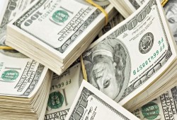 أسعار «الدولار» بالسوق السوداء والبنوك