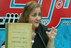 "جهات سيادية" تتحفظ على وثائق بحوزة المستشارة "هايدي فاروق" تثبت تبعية الجزيرتين لمصر