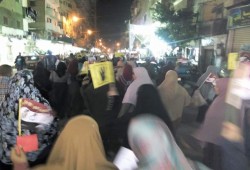 مسيرة ليلية لثوار منطقة الرمل بالإسكندرية تندد ببيع الأراضى المصرية