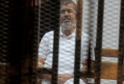 تأجيل محاكمة الرئيس و24 آخرين فى هزلية "إهانة القضاء"