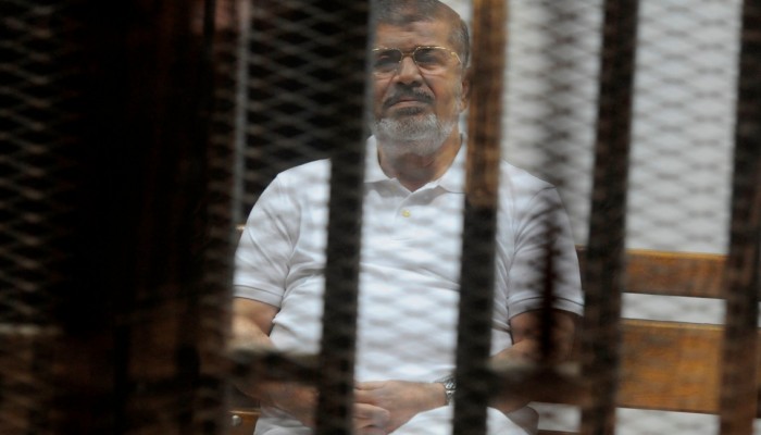 تأجيل محاكمة الرئيس و24 آخرين فى هزلية "إهانة القضاء"