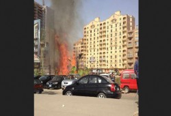 اشتعال النيران في عدة سيارات بكورنيش المعادي