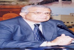 حازم حسني : السيسي منفصل عن الواقع ومريض بالنرجسية وأغرق مصر
