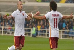 صلاح يصنع و"القيصر" ينقذ روما من السقوط أمام أتلانتا "فيديو"