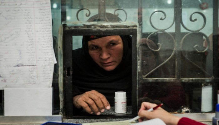 حكومة الانقلاب تقرر رفع أسعار الدواء