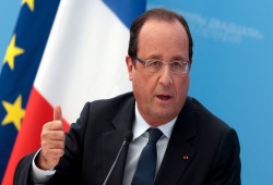 للمره الأولى ... هولاند يفتح مع السيسي ملف "مقتل فرنسي في مصر"