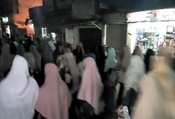 مسيرة ليلية بالرمل للمطالبة بالإفراج عن المعتقلين