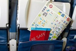 طرد مسلمة من طائرة أمريكية لعدم "ارتياح" المضيفة لها