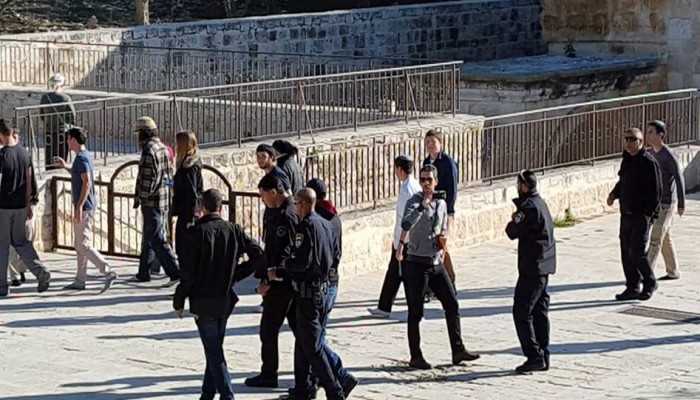 دعوات لتقديم قرابين "عيد الفصح" غداً أمام الأقصى