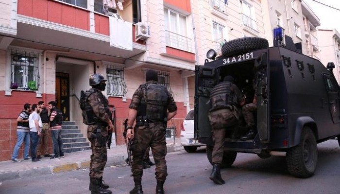 تفجير يستهدف قافلة عسكرية تركية ويقتل 3 جنود