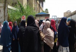 تأجيل محاكمة "حرائر دمياط" وسط غضب من الأهالي