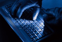 صحيفة إيطالية: الانقلاب استخدم نظام تجسس لتتبع ريجيني وقتله