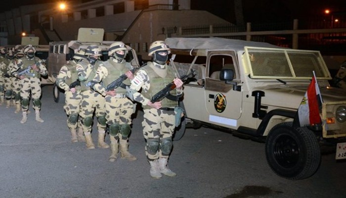 "عربي 21": مصادر عسكرية: الجيش المصري رفض طلبا للسيسي بالنزول للميادين