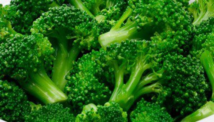 تخلص من كرشك بالأخضر.. 5 أطعمة خضراء تخلصك من دهون البطن.. تعرف عليها