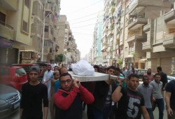 بالصور .. تشييع جثمان الشهيد "حسن الجمل"