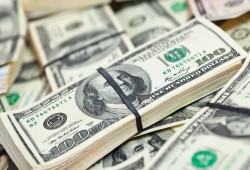 الدولار يهبط بالسوق السوداء إلى 10.10 جنيه