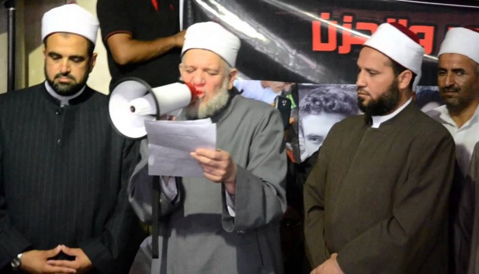 الحركات الأزهرية توجه التحية للثوار