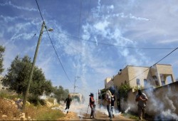 الاحتلال: نواجه جيلا مقاوما عمره 13 عامًا يحملون السكاكين