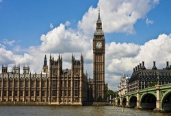 بعد 157 عامًا.. ساعة "بيج بن" في إجازة مؤقتة