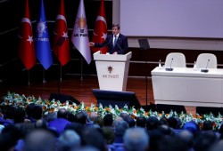 داود أوغلو: الدستور الجديد سيتضمن مفهوما ليبراليا لا سلطويا للعلمانية