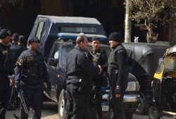 مقتل سائق على يد ضابط شرطة بالألف مسكن والأهالي يقطعون الطريق