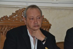 أوراسكوم  المملوكه لـ"ساويرس" تخسر 3.6 مليارات جنيه خلال 2015