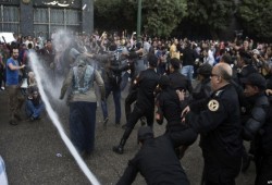 "الدفاع عن المتظاهرين": 1277 حالة اعتقال منذ 15 إبريل وحتى الآن