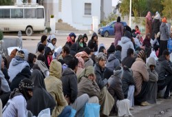 بعد مقتل 16.. احتجاز 11 مصريًّا في "بني وليد" الليبية