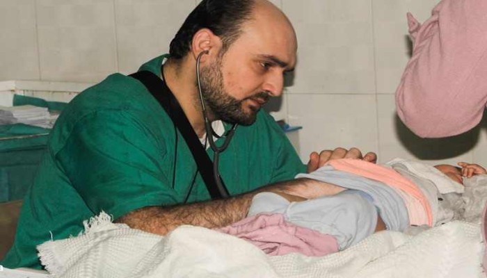 حلب تبكي طبيب أطفالها الذي رفض الهرب من "جحيم" مدينته