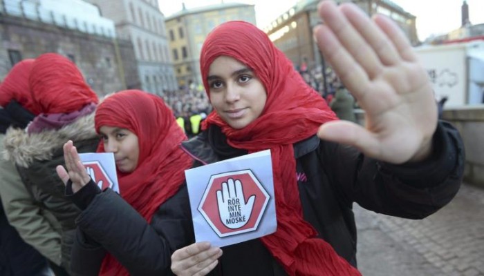 وقفة بالسويد احتجاجا على دعايات ضد المسلمين