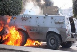 إصابة 5 بينهم ضابط فى تفجير آلية تابعة لقوات الشرطة بالعريش