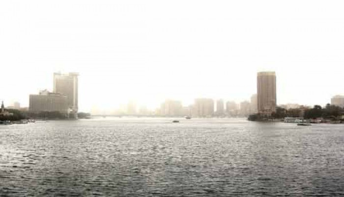 «الأرصاد»: الطقس شديد الحرارة نهارًا لطيف ليلًا.. والقاهرة 40