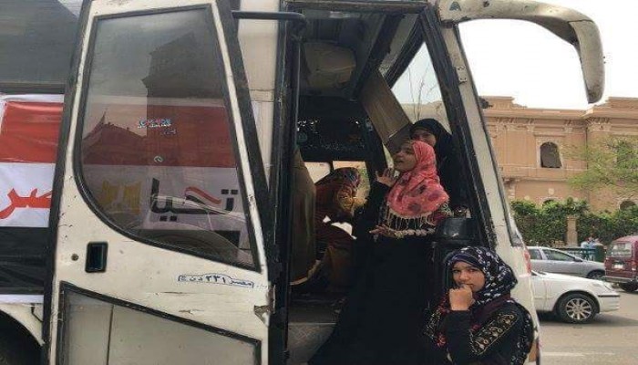 أتوبيسات تحيا مصر تنقل بلطجية السيسي لمحيط نقابة الصحفيين