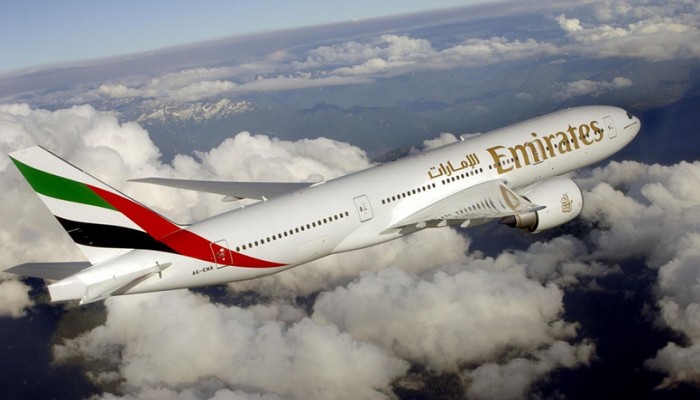 سرقة ربع مليون دولار من مسافر على متن طائرة إماراتية