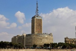 مذيعة بالقناة الأولى المصرية تخترع آية وتنسبها للقرآن الكريم