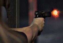 أمين شرطة يطلق النار على مواطن وزوجته بالزقازيق