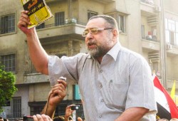 زوجة "مجدي حسين" : لهذه الأساب لم يترك مصر .. وأشعر بالخوف عليه