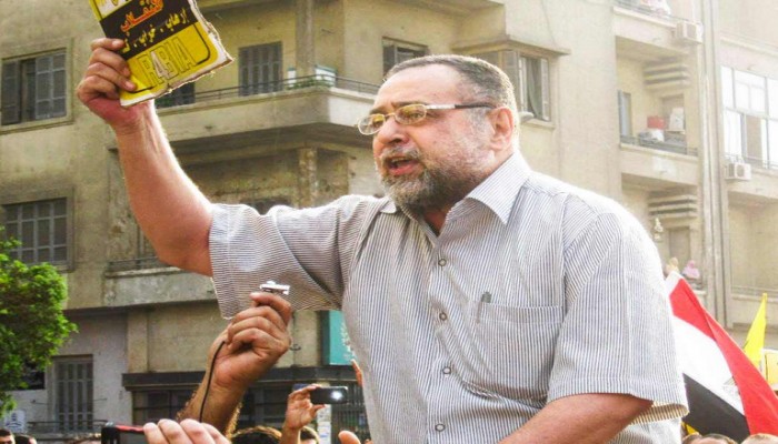 زوجة "مجدي حسين" : لهذه الأساب لم يترك مصر .. وأشعر بالخوف عليه