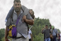 الاتحاد الأوروبي يقترح فرض عقوبات على دول ترفض استقبال اللاجئين