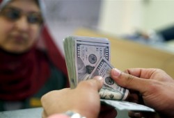 الانقلاب يسارع بالحصول على وديعة الإمارات بعد ارتفاع الدولار لـ 11.20 جنيهًا