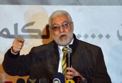 في حوار صحفي .. الدكتور محمود حسين يوجه رسائل هامة